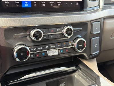 2026 Ford F-350SD Platinum DRW