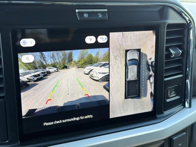 2026 Ford F-350SD XLT Crew Cab 8 Foot Bed Dually