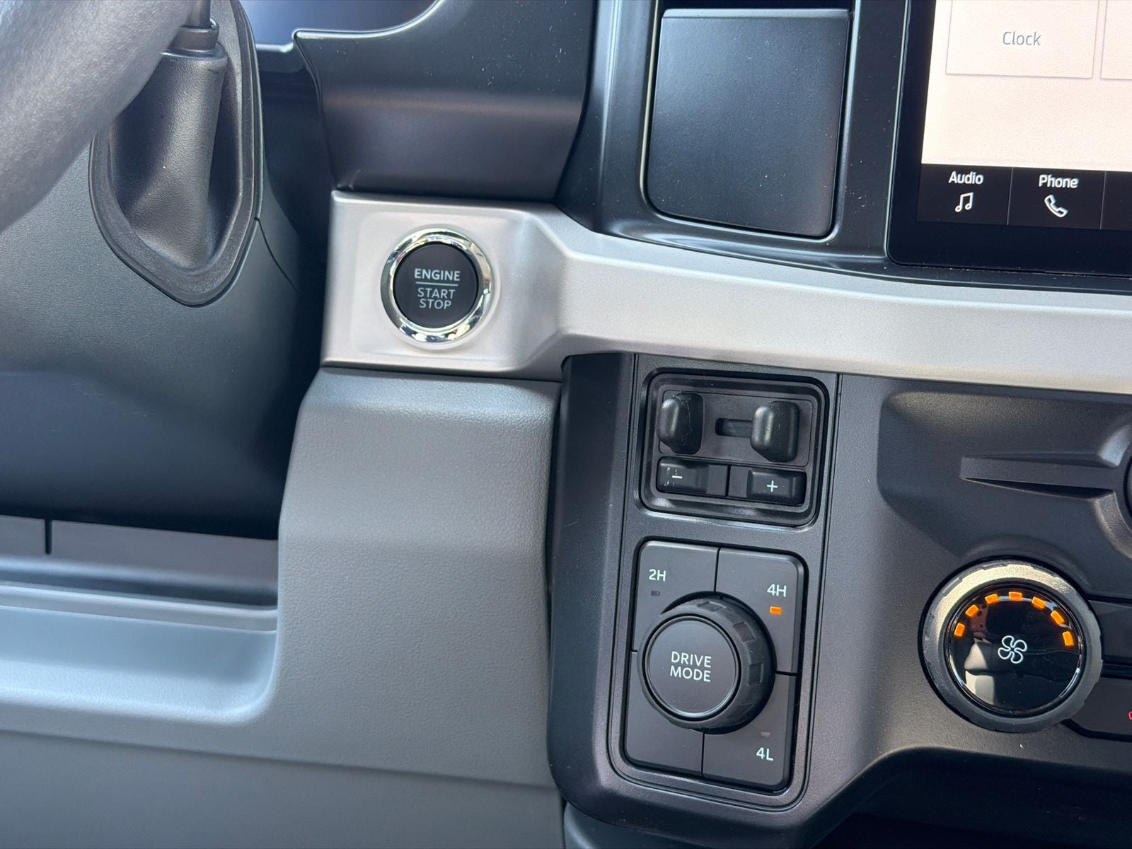 2026 Ford F-350SD XLT Crew Cab 8 Foot Bed Dually