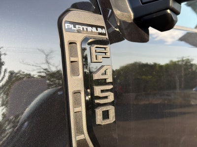 2026 Ford F-450SD Platinum