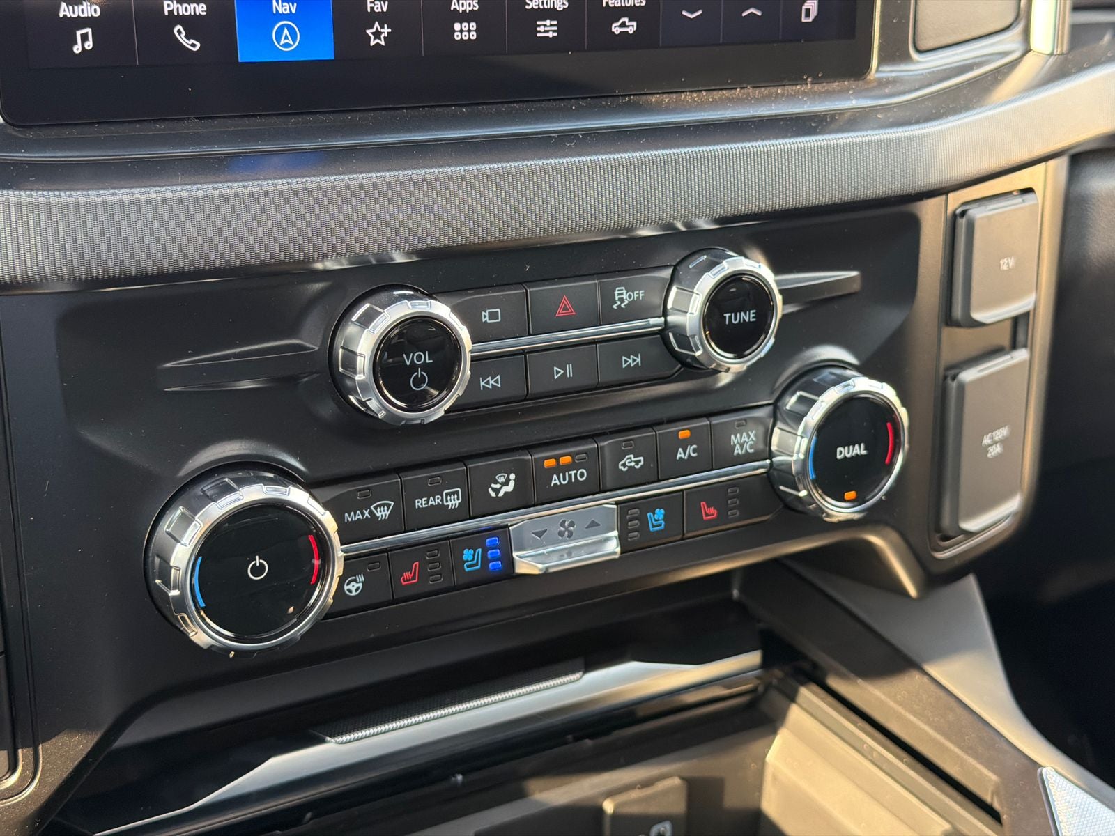 2026 Ford F-450SD Platinum