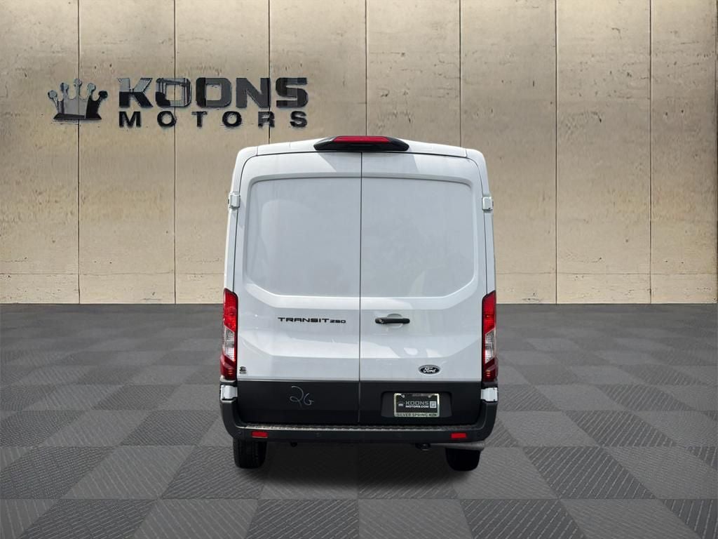 2027 Ford Transit-250 Base