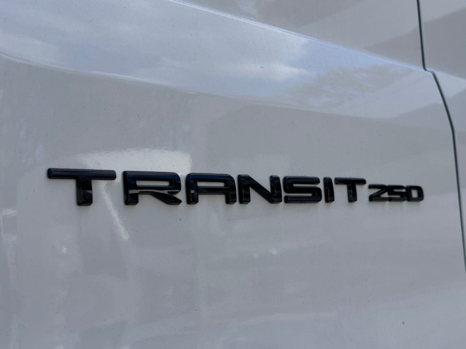 2026 Ford Transit-250 Base