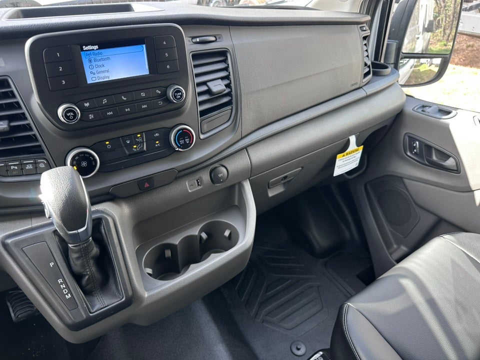 2025 Ford Transit-250 Base