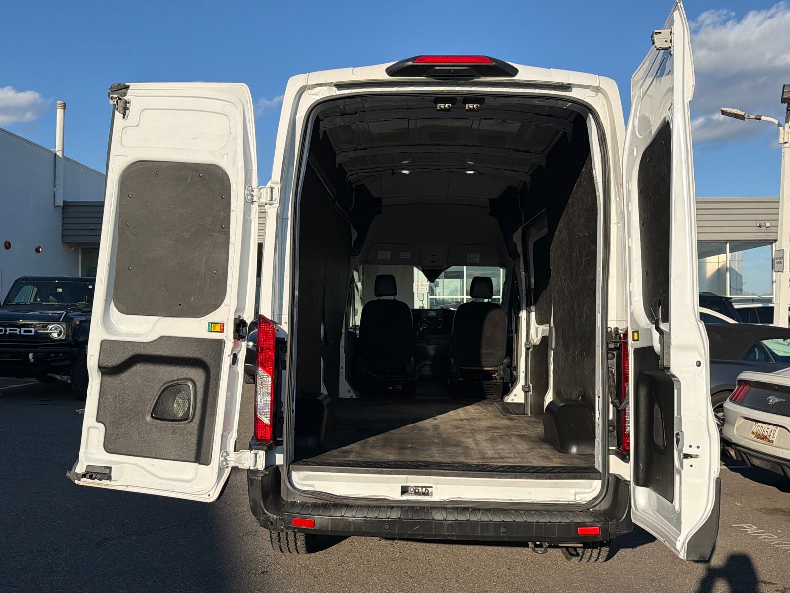 2023 Ford Transit-250 Base