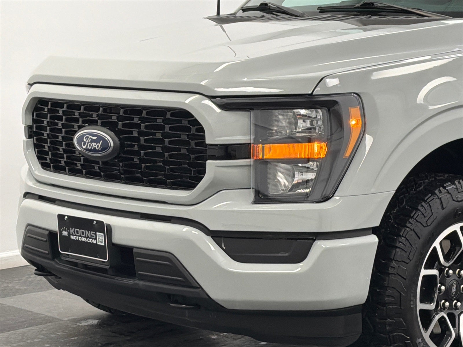 2023 Ford F-150 XL STX