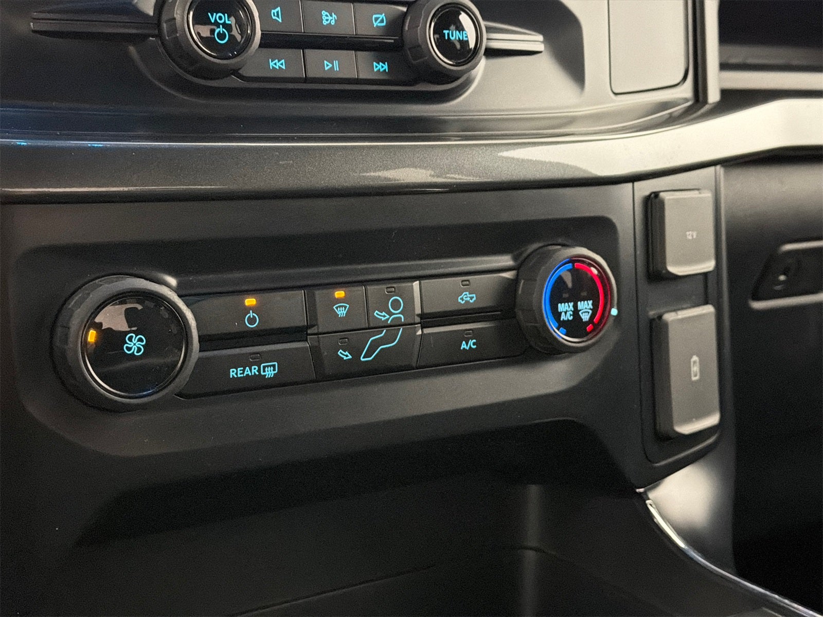 2023 Ford F-150 XL STX