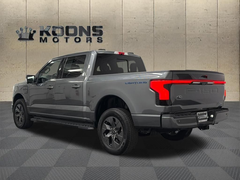 2023 Ford F-150 Lightning Lariat