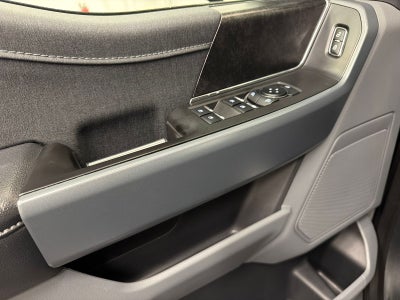 2023 Ford F-150 Lightning XLT