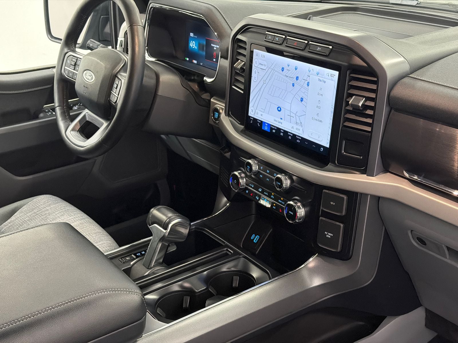 2023 Ford F-150 Lightning XLT