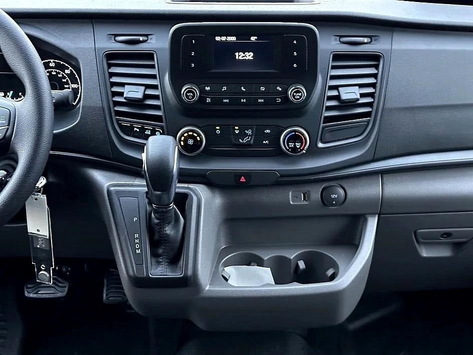2025 Ford Transit-150 Base
