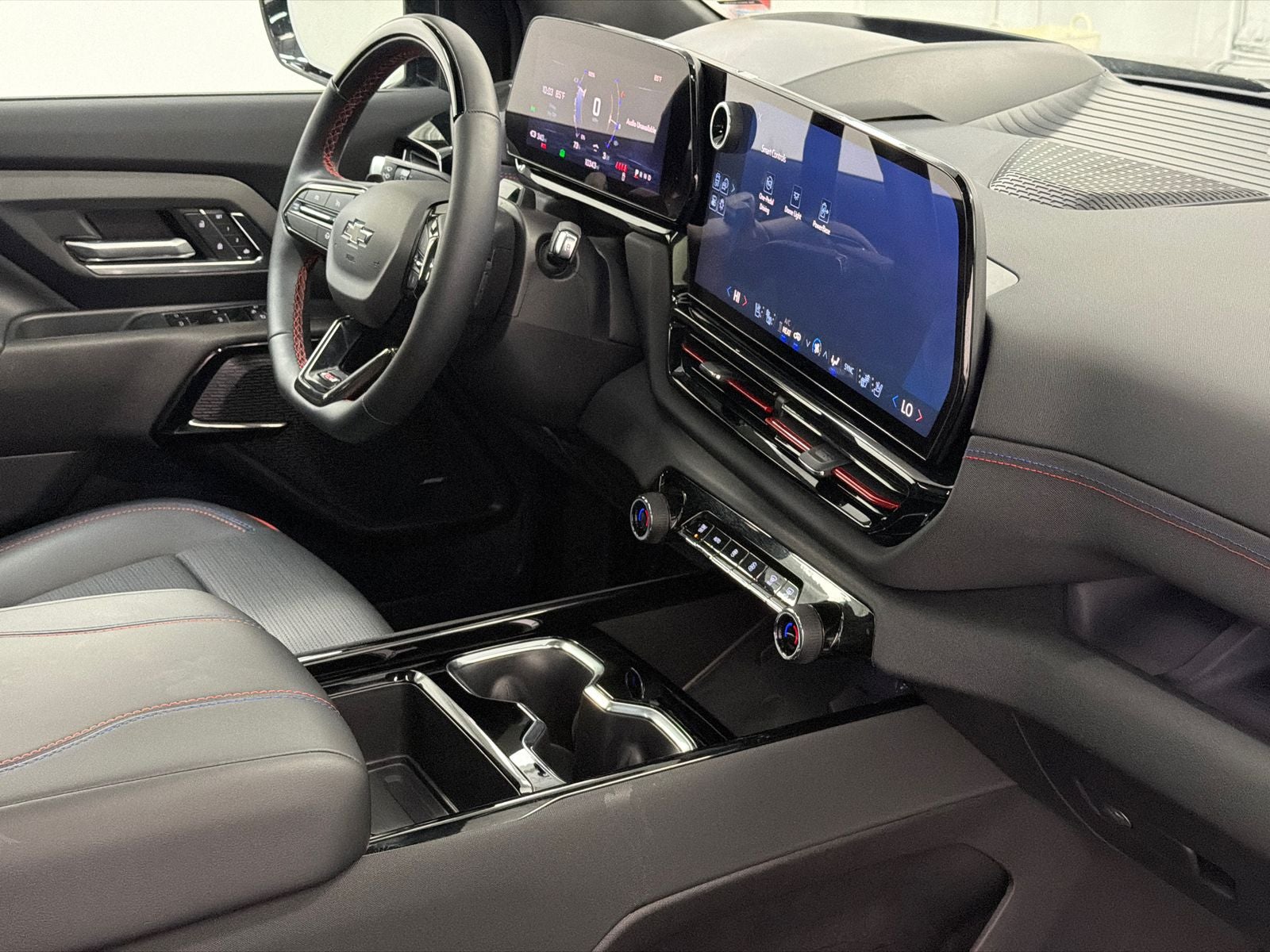 2025 Chevrolet Silverado EV RST