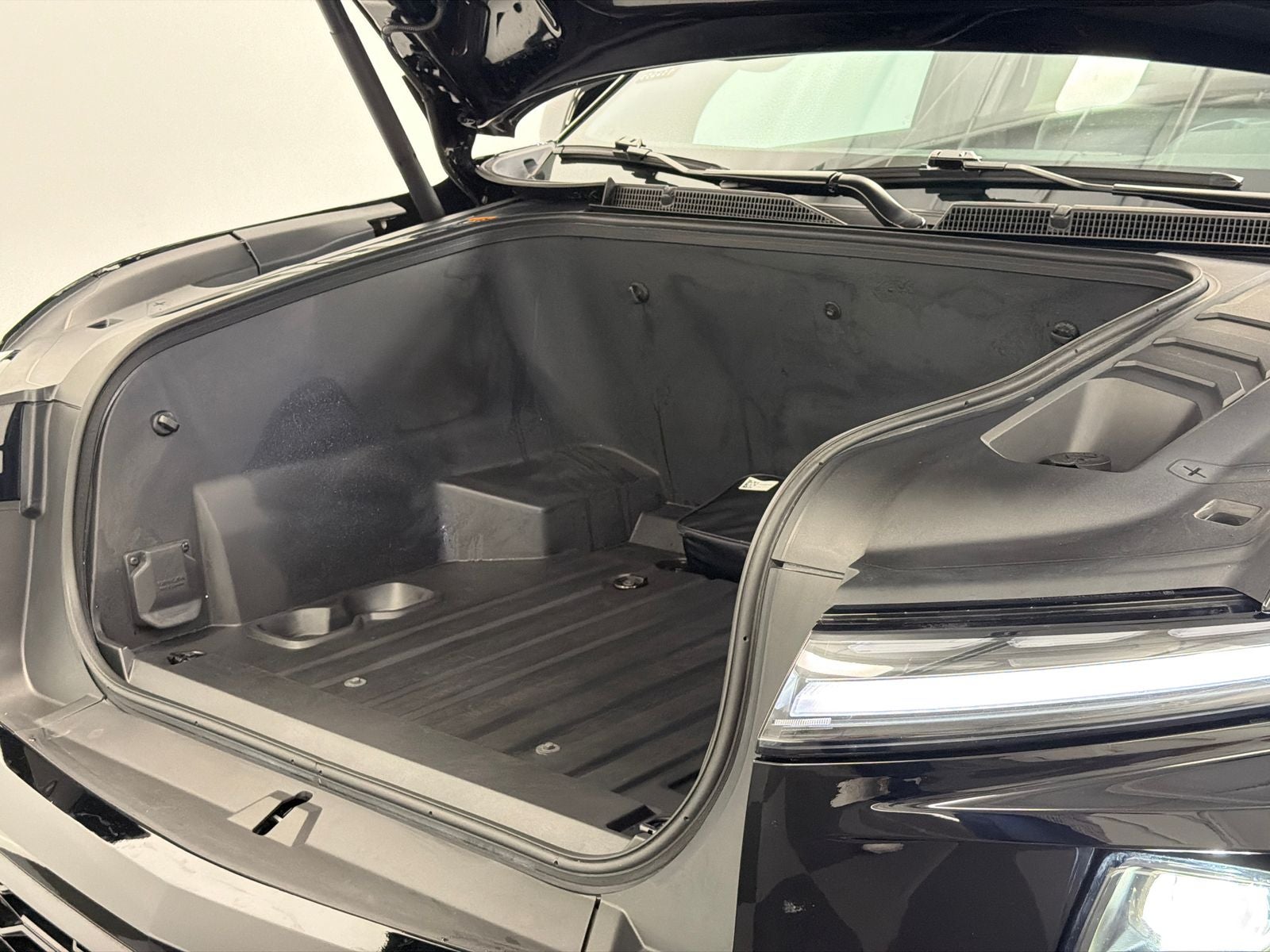 2025 Chevrolet Silverado EV RST