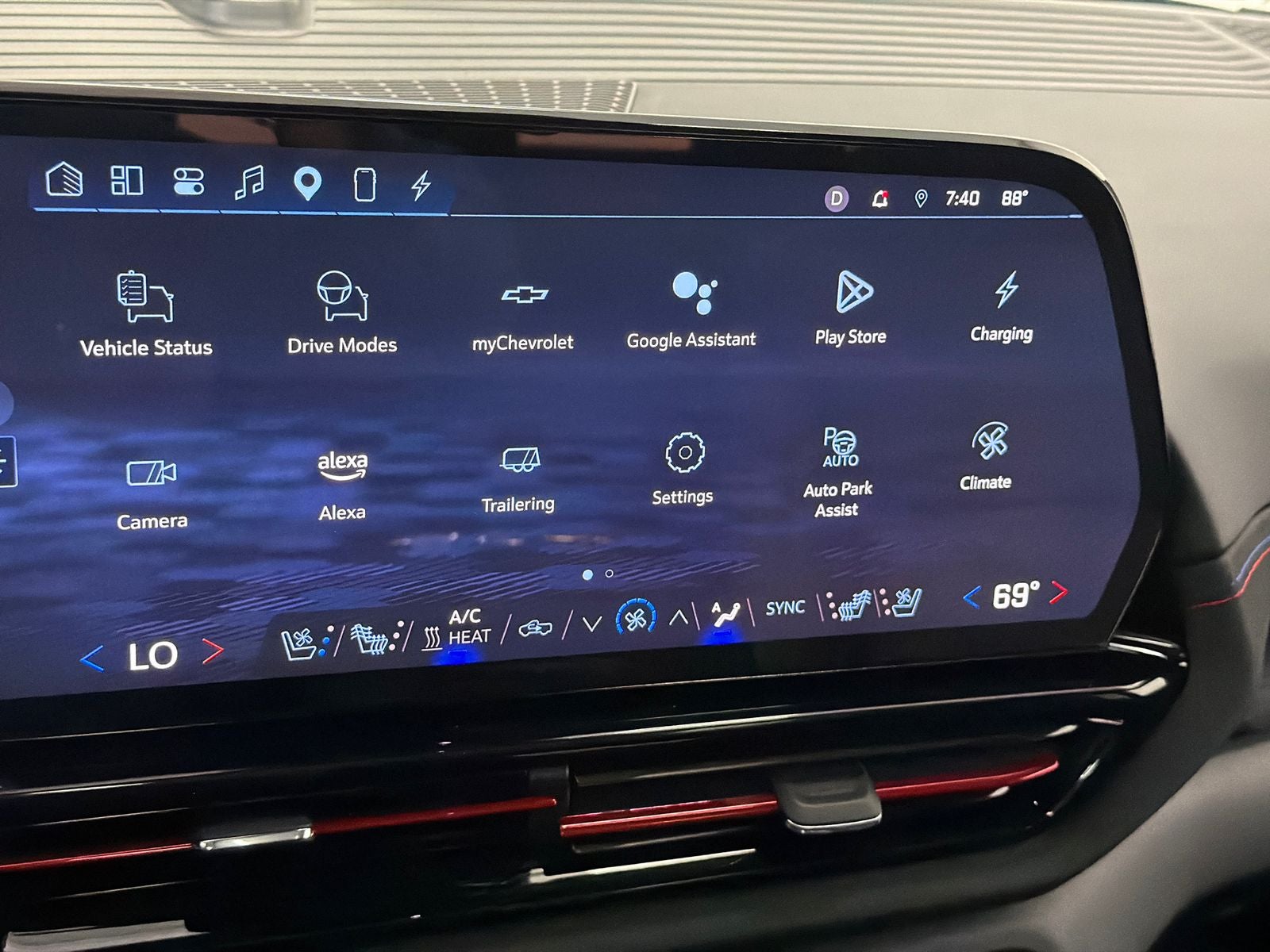 2024 Chevrolet Silverado EV RST
