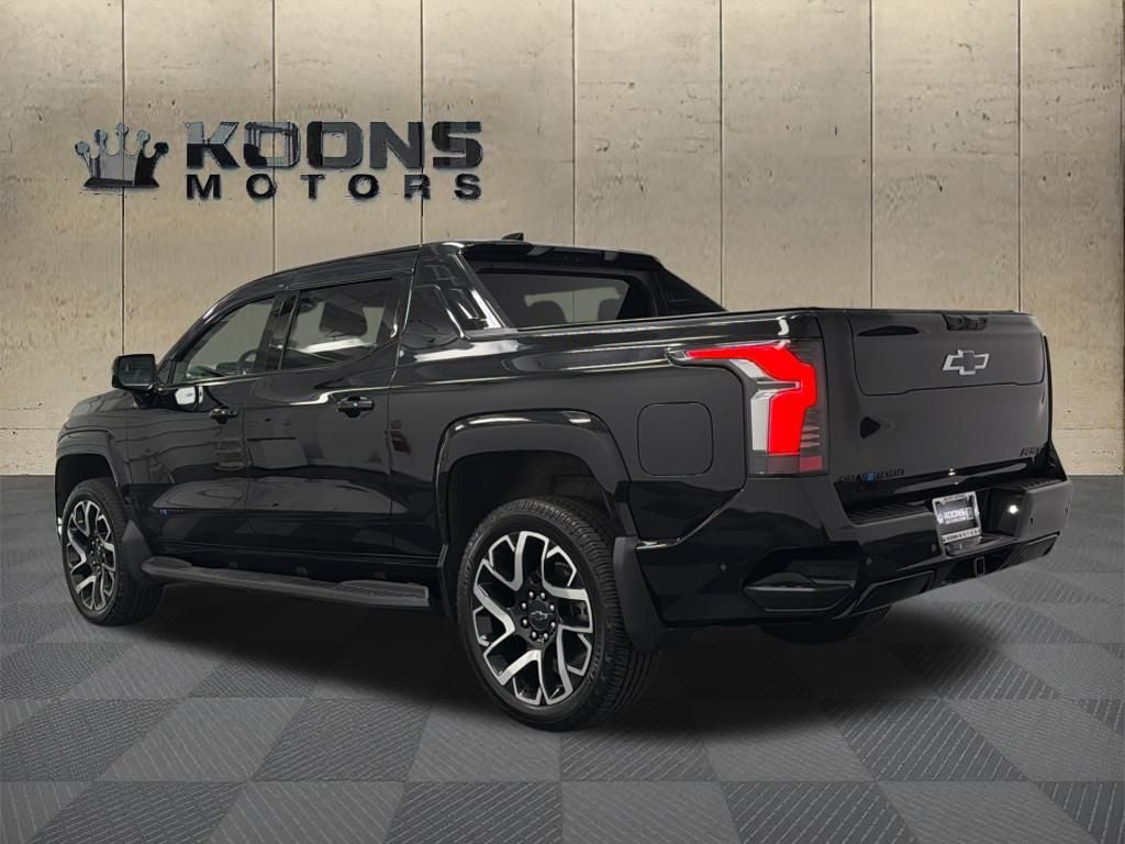 2024 Chevrolet Silverado EV RST