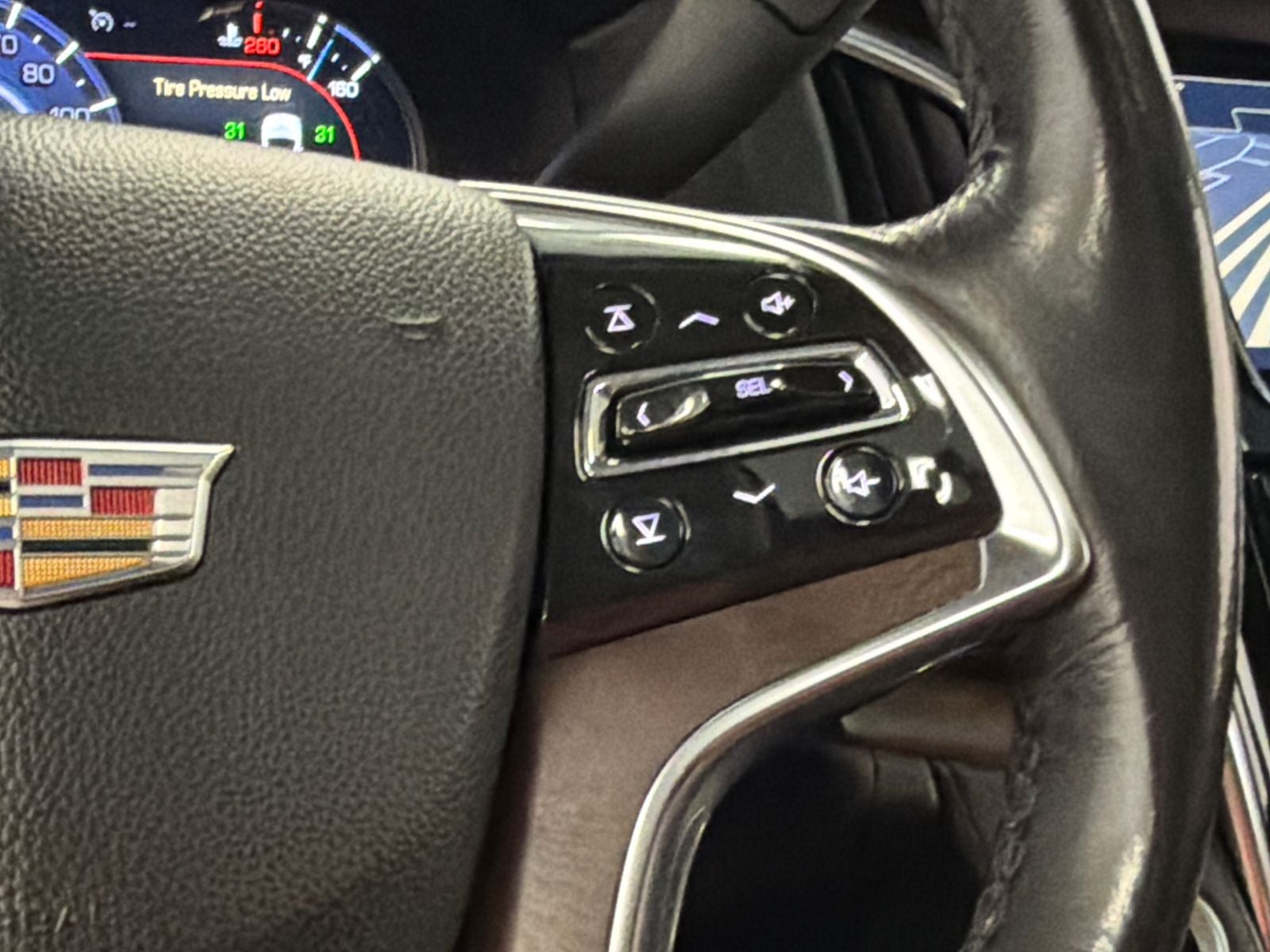 2018 Cadillac Escalade Luxury