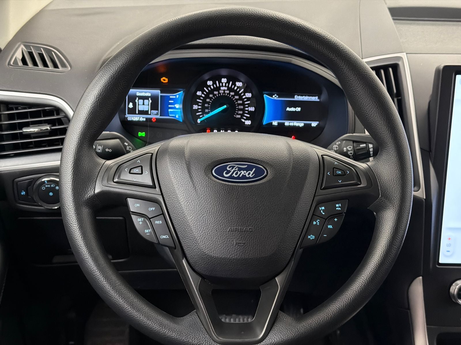 2024 Ford Edge SE