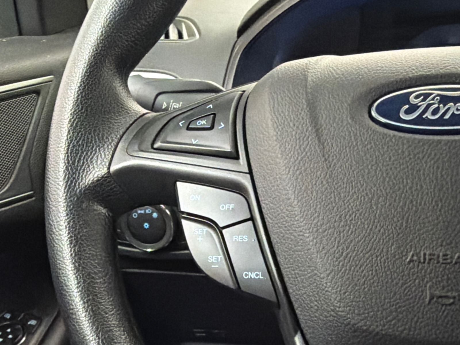 2024 Ford Edge SE