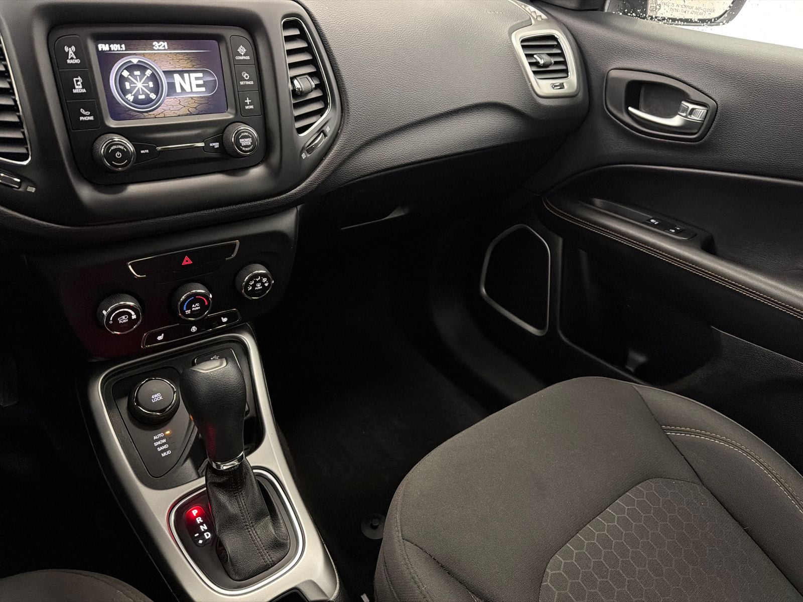 2018 Jeep Compass Sport