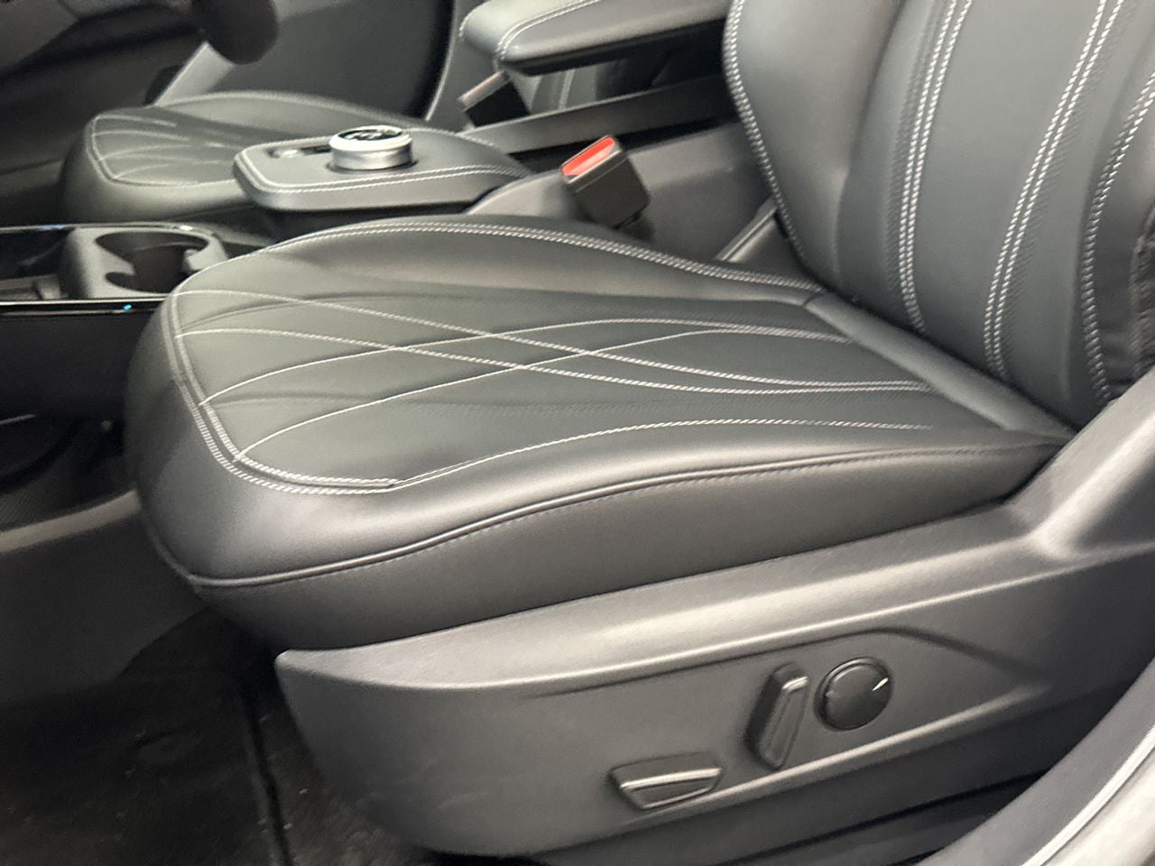 2024 Ford Mustang Mach-E Select