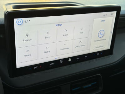 2026 Ford Maverick Lobo Standard