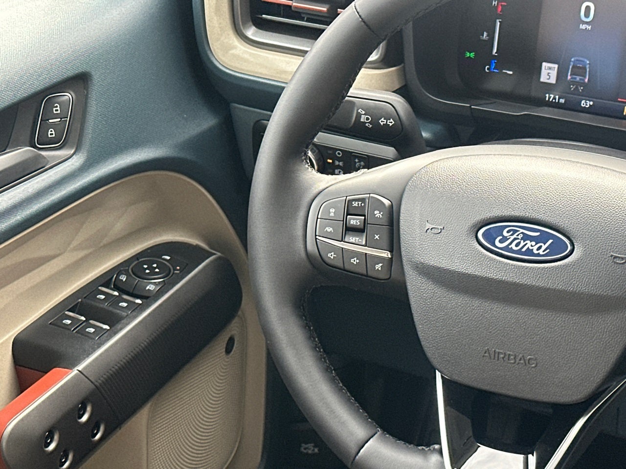 2025 Ford Maverick Lariat