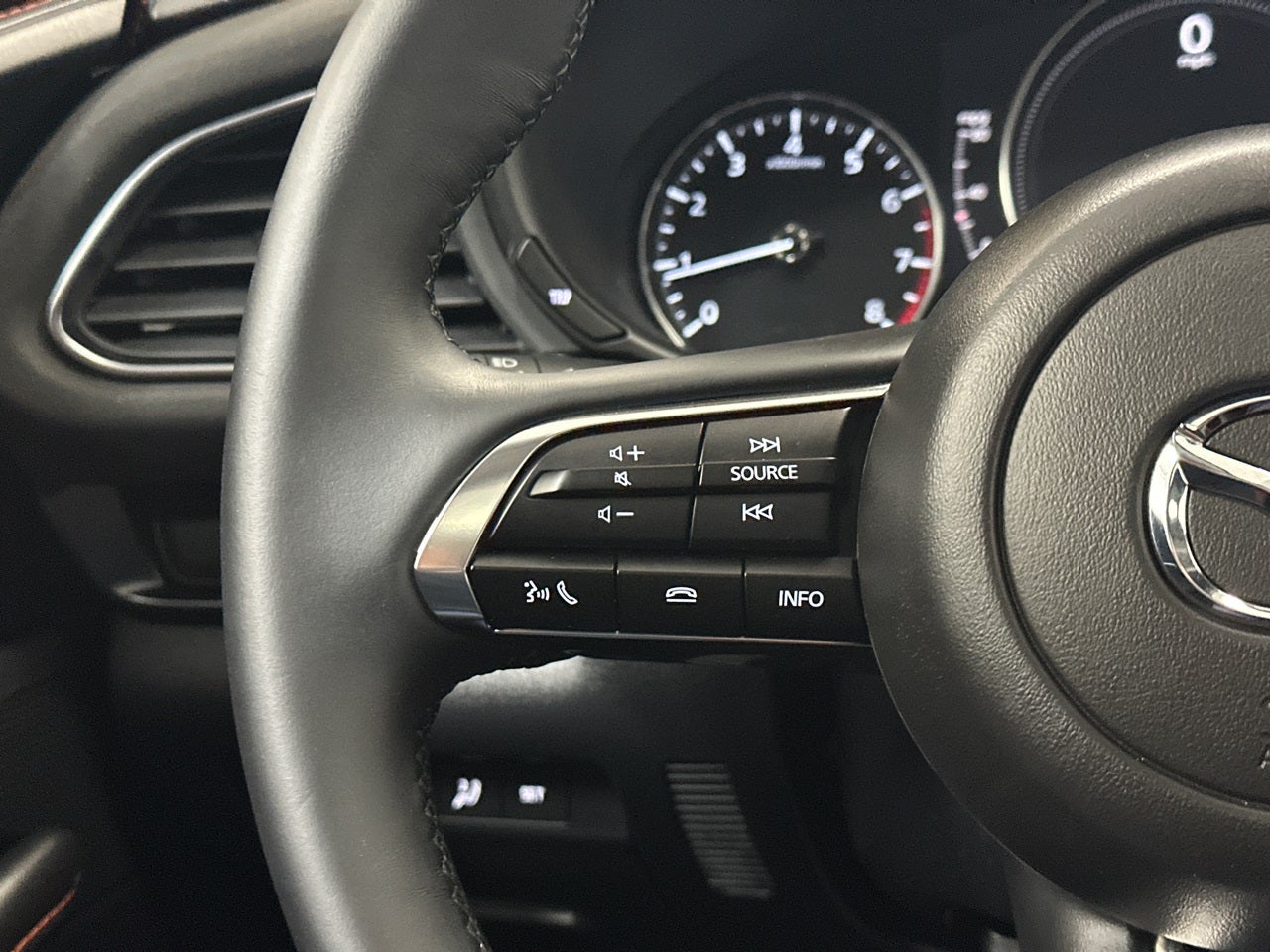 2025 Mazda Mazda CX-30 2.5 Carbon Turbo