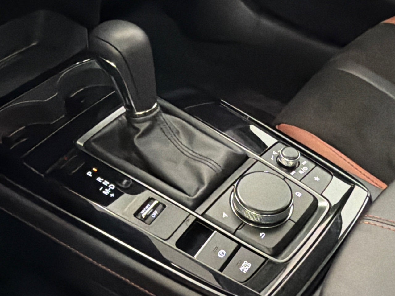 2025 Mazda Mazda CX-30 2.5 Carbon Turbo