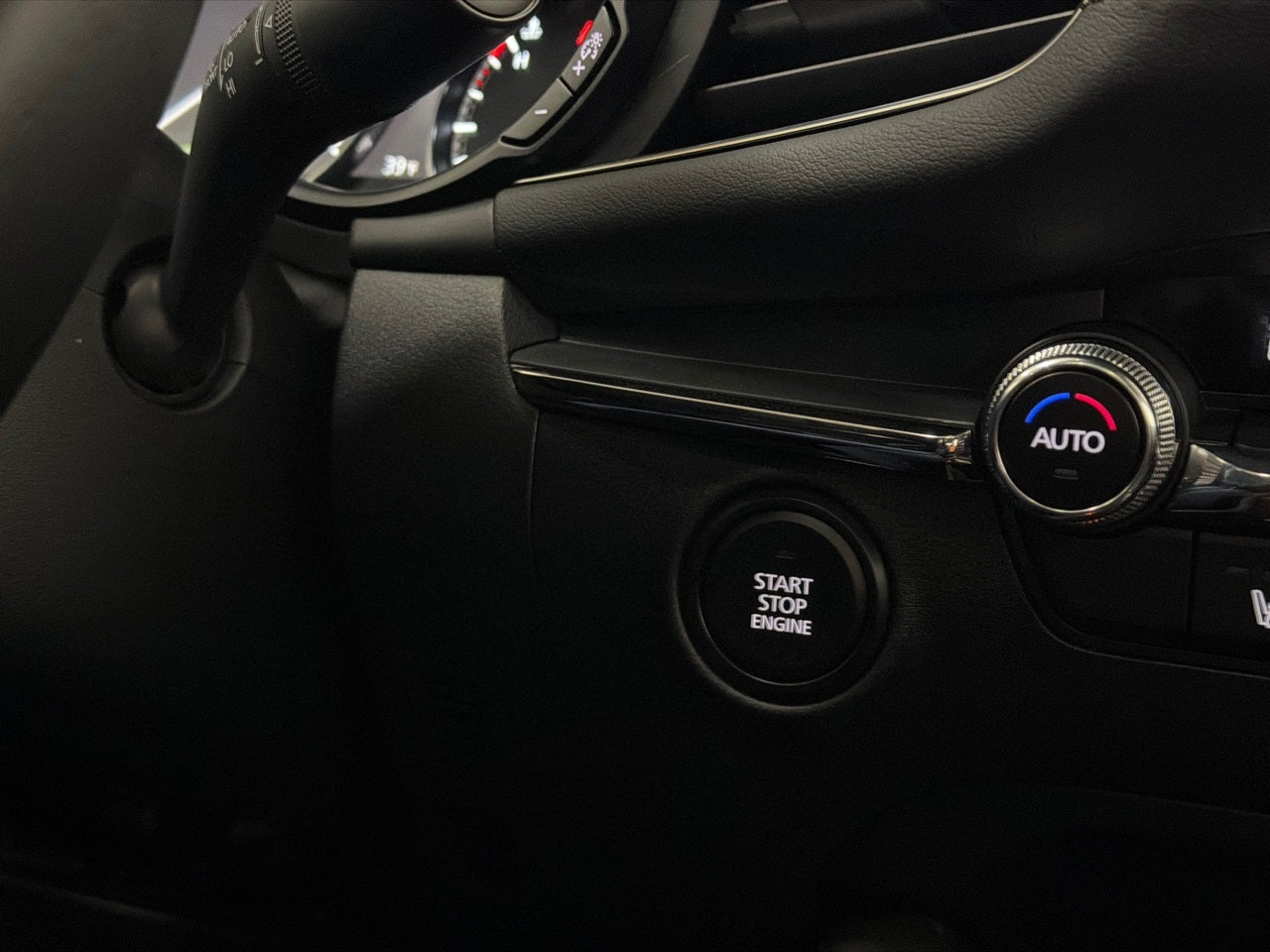 2025 Mazda Mazda3 2.5 S Preferred Package