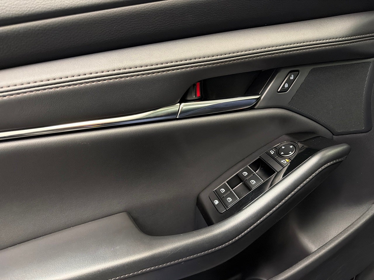 2025 Mazda Mazda3 2.5 S Preferred Package