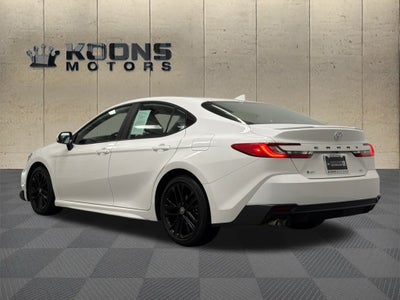 2025 Toyota Camry SE