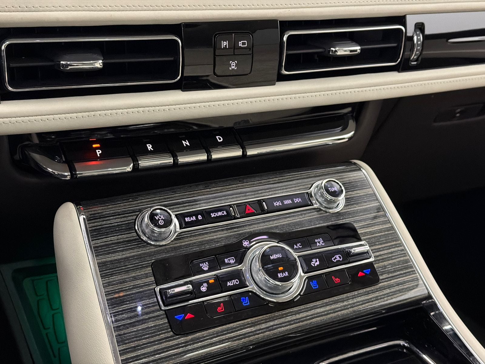 2023 Lincoln Aviator Black Label