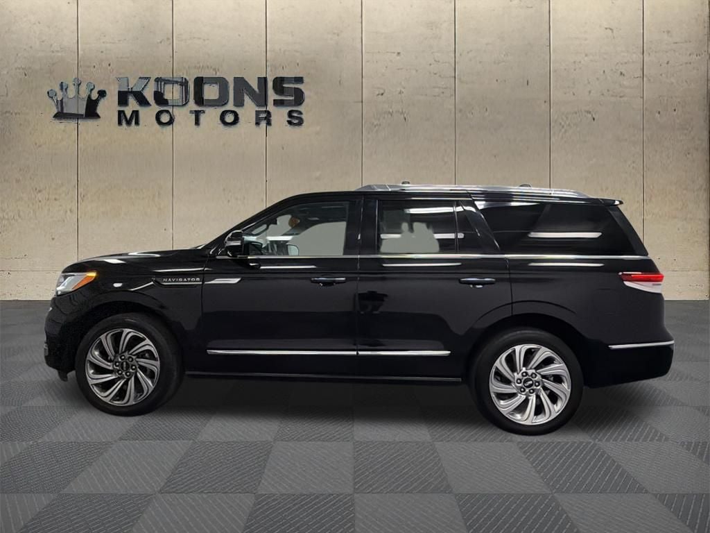 2022 Lincoln Navigator Reserve
