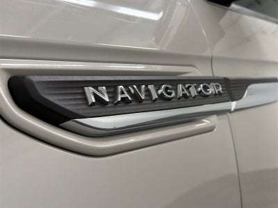 2022 Lincoln Navigator L Reserve