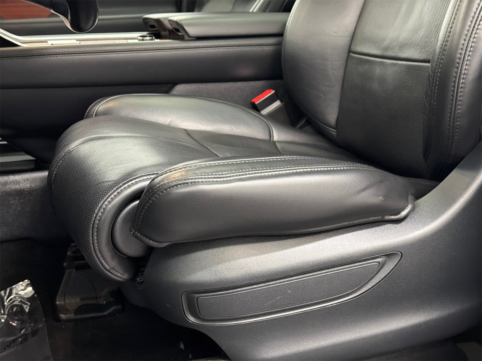 2022 Lincoln Navigator L Reserve