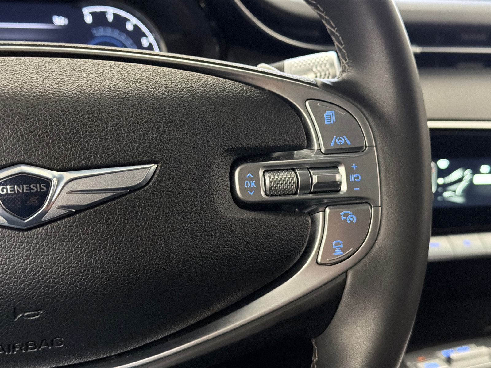 2025 Genesis GV70 2.5T