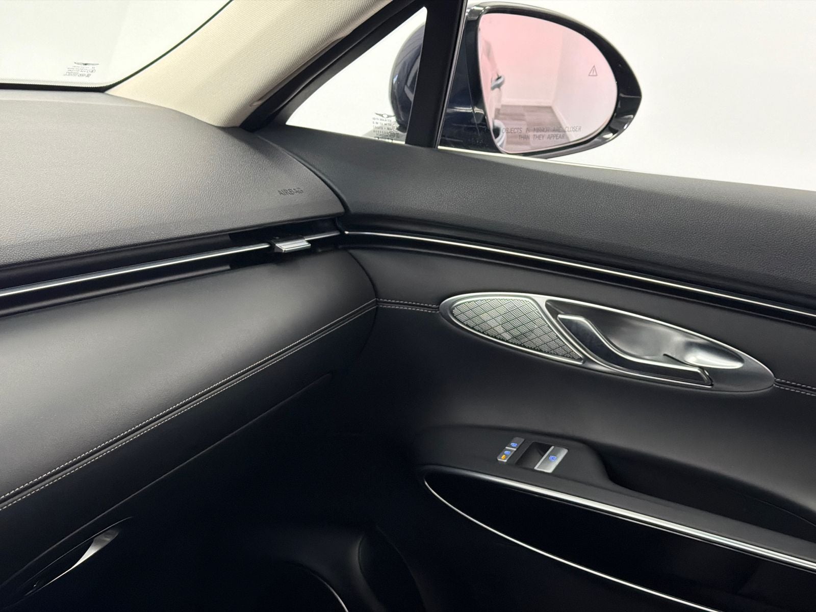 2025 Genesis GV70 2.5T