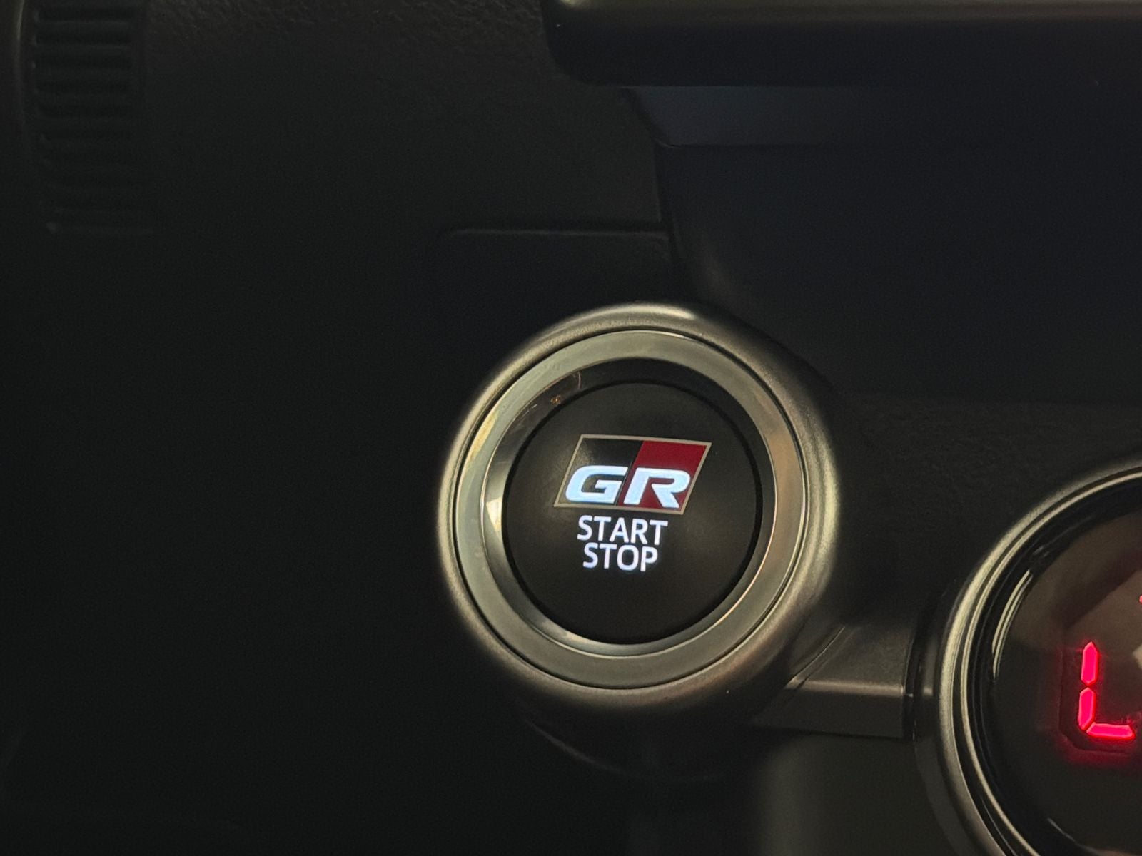 2025 Toyota GR86 Auto (Natl)