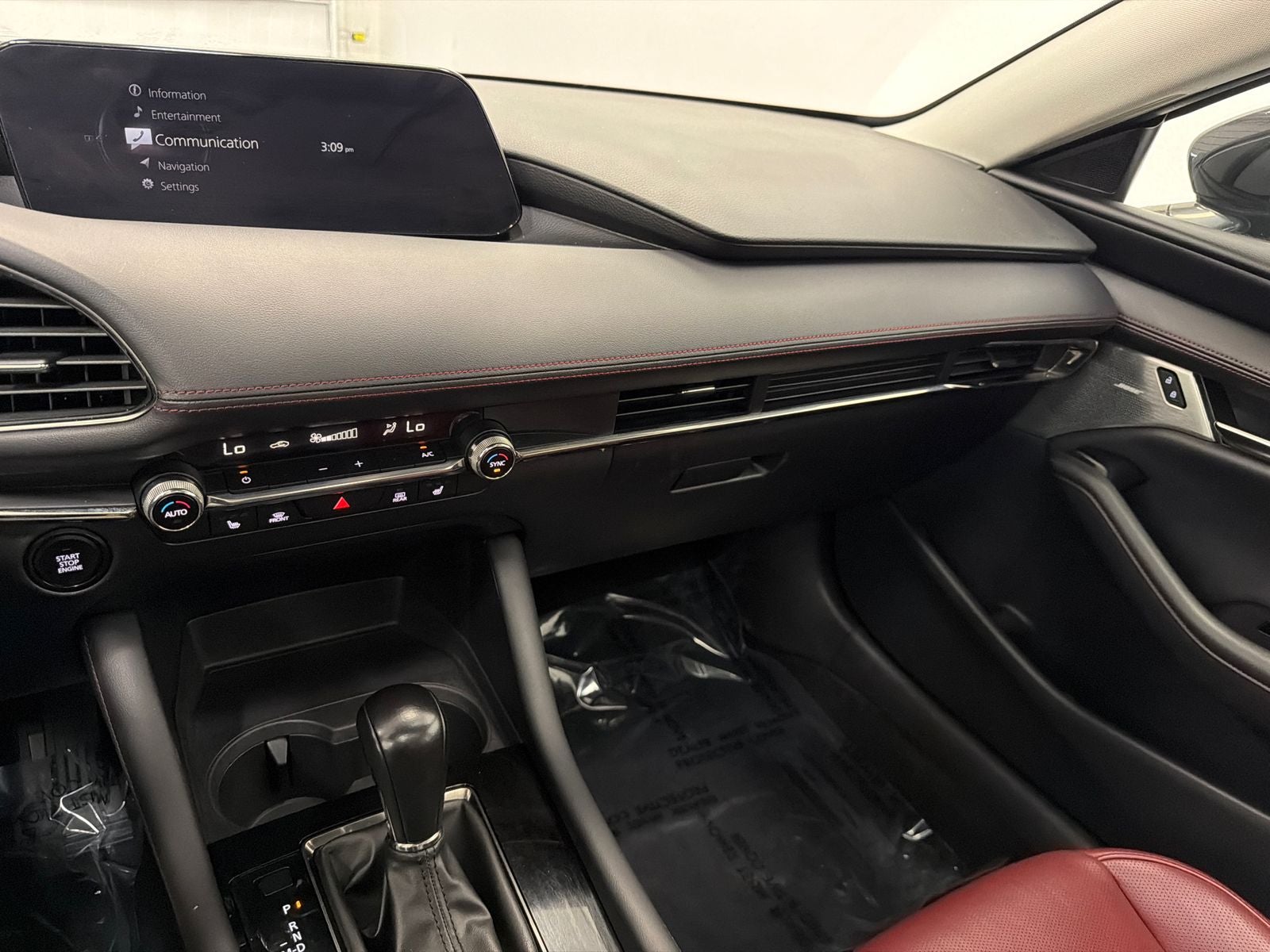 2022 Mazda Mazda3 Carbon Edition