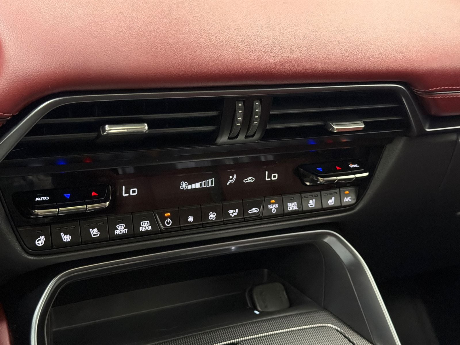 2025 Mazda Mazda CX-70 PHEV Premium Plus