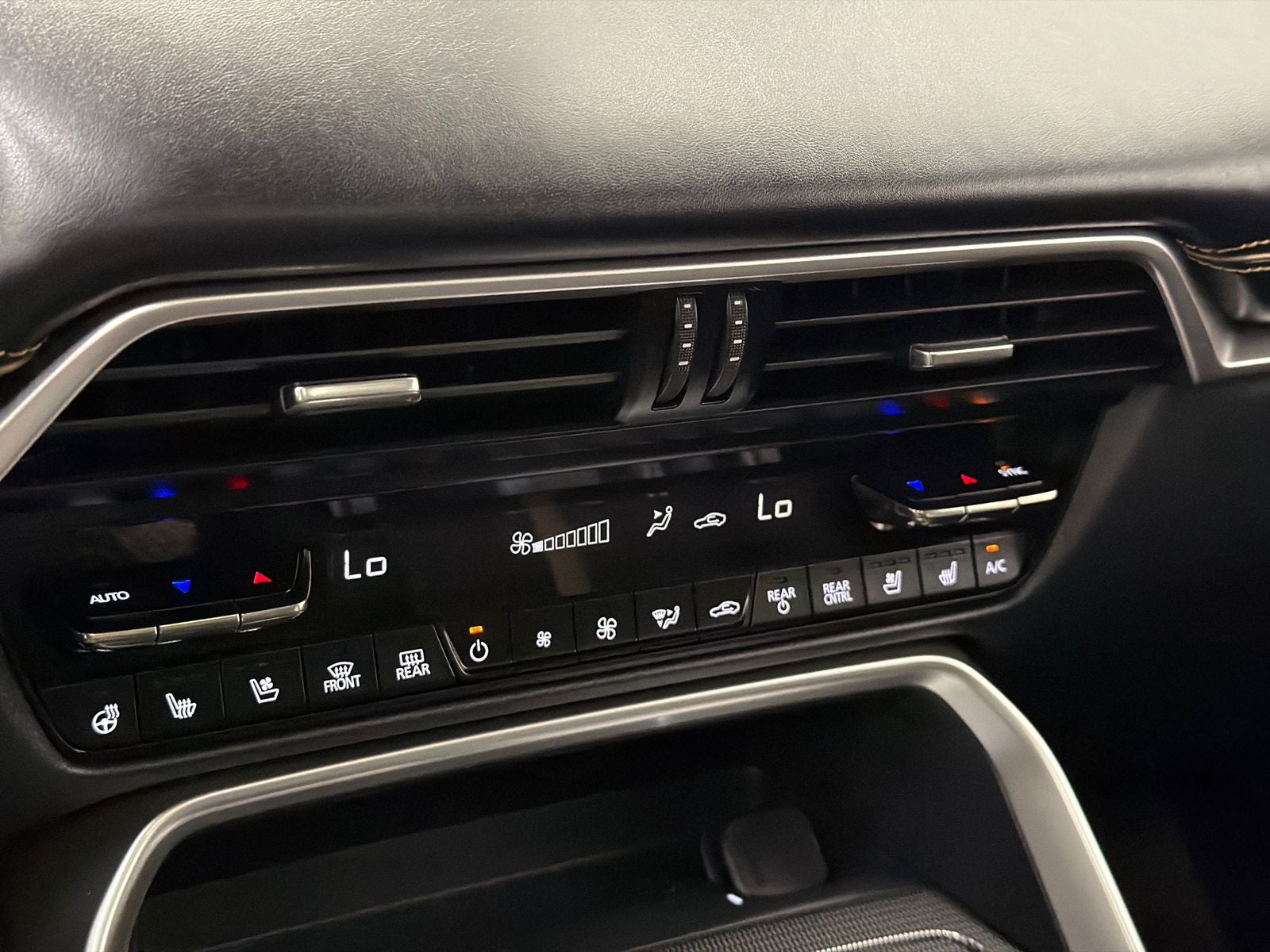2025 Mazda Mazda CX-70 PHEV Premium Plus