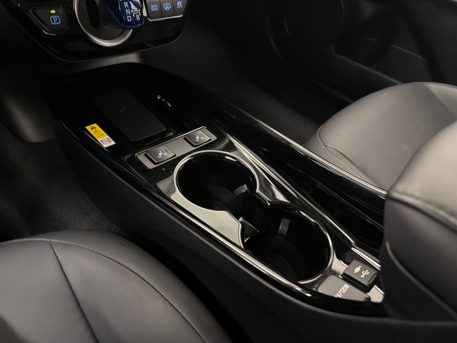 2022 Toyota Prius Prime XLE