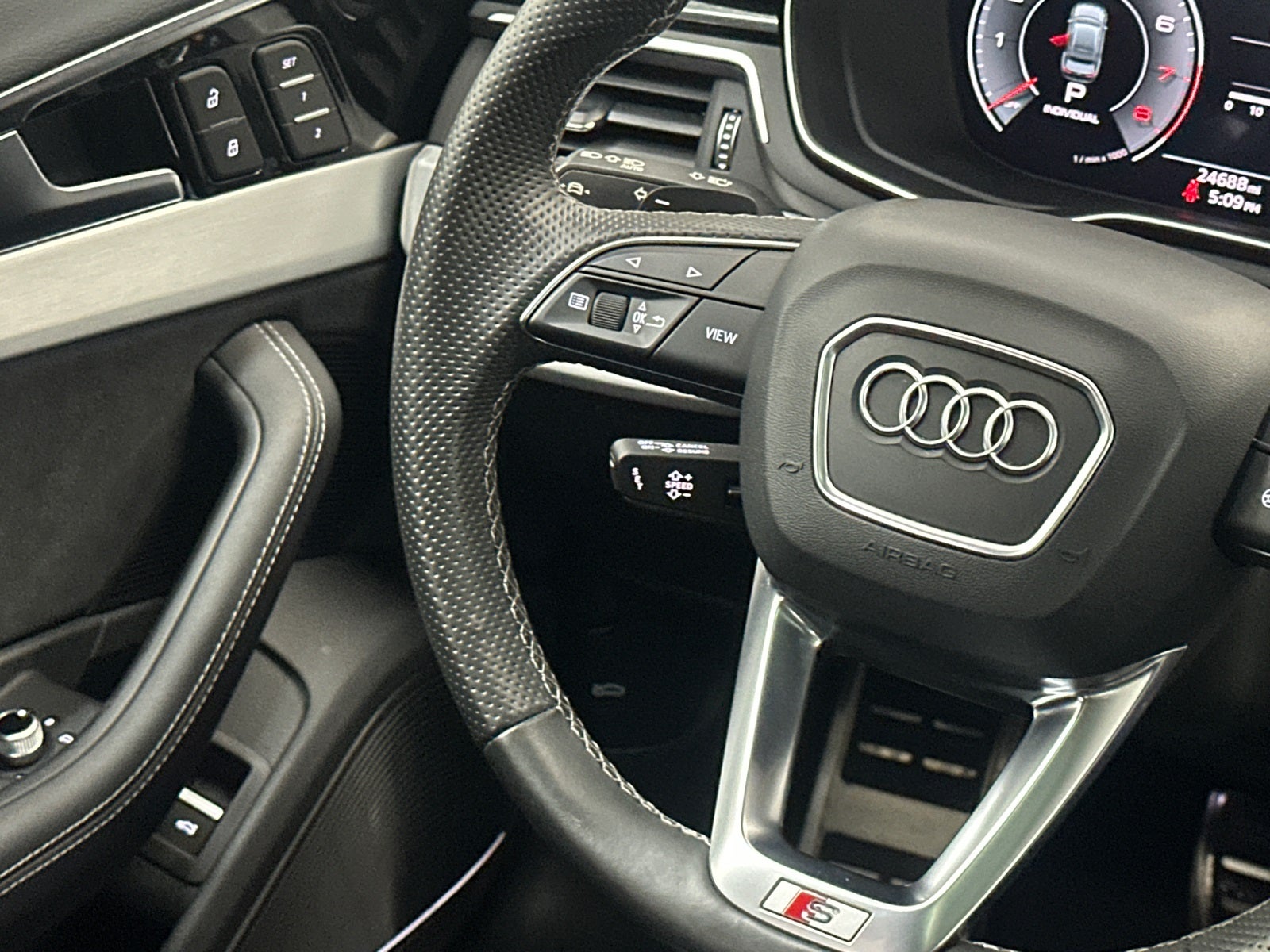 2022 Audi A4 45 S line Premium Plus quattro