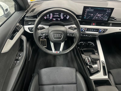 2022 Audi A4 45 S line Premium Plus quattro