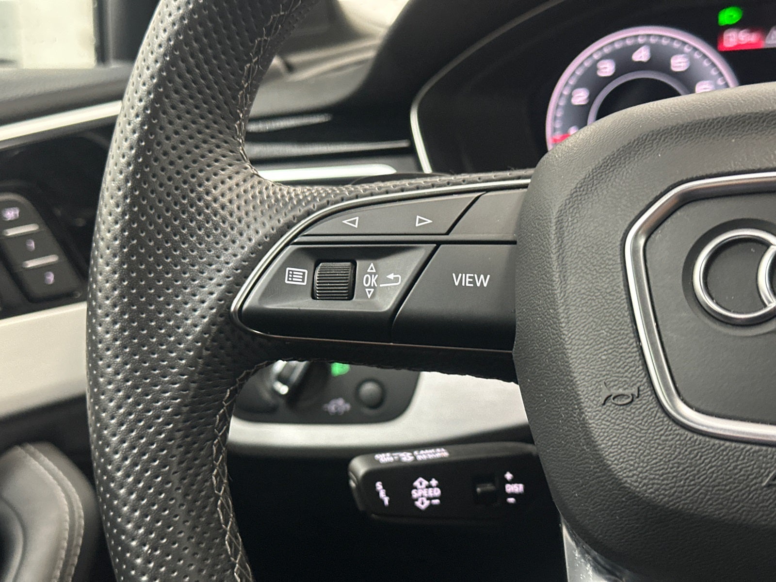 2022 Audi A4 45 S line Premium Plus quattro