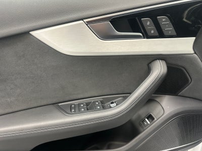2022 Audi A4 45 S line Premium Plus quattro