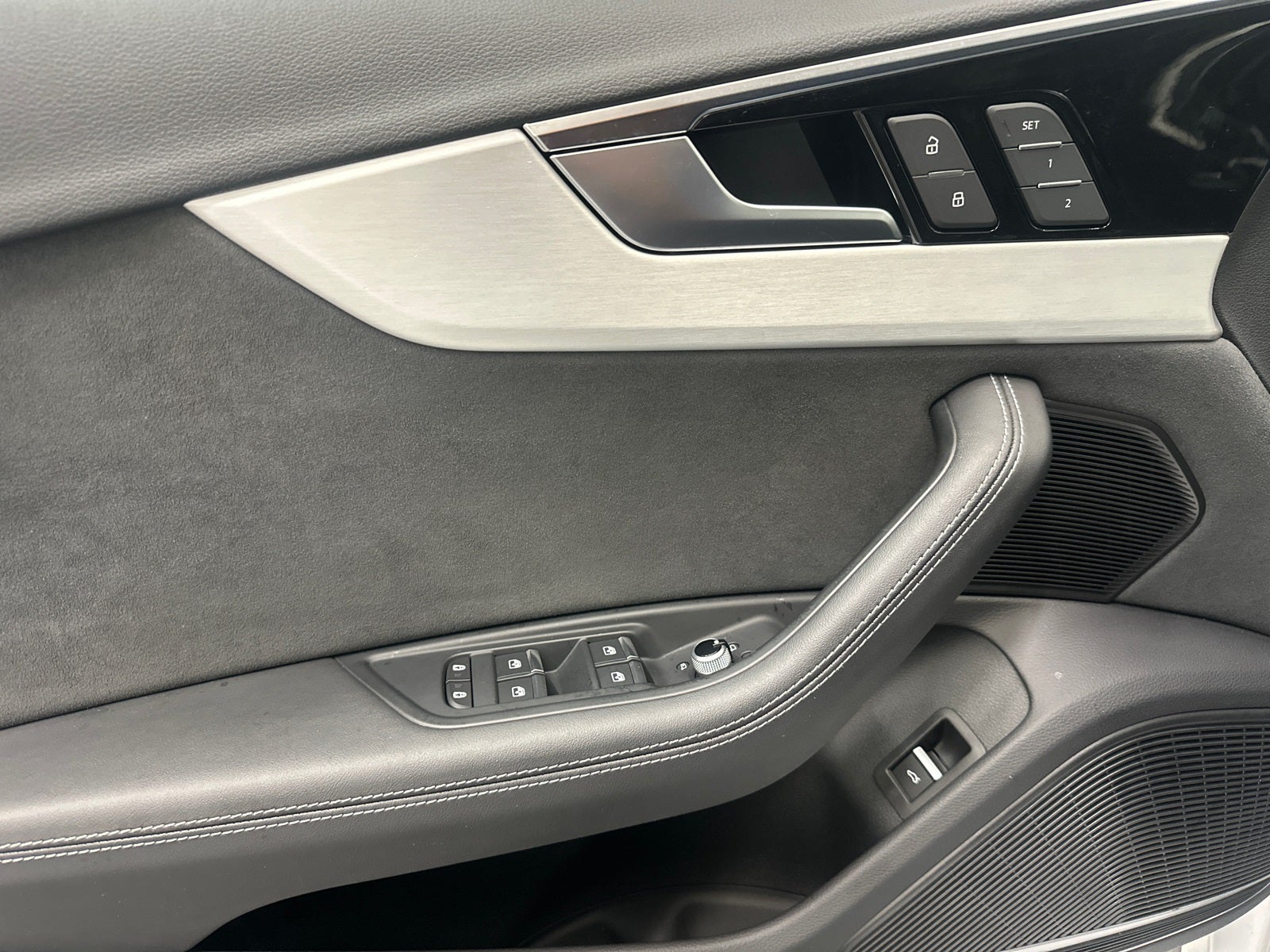 2022 Audi A4 45 S line Premium Plus quattro