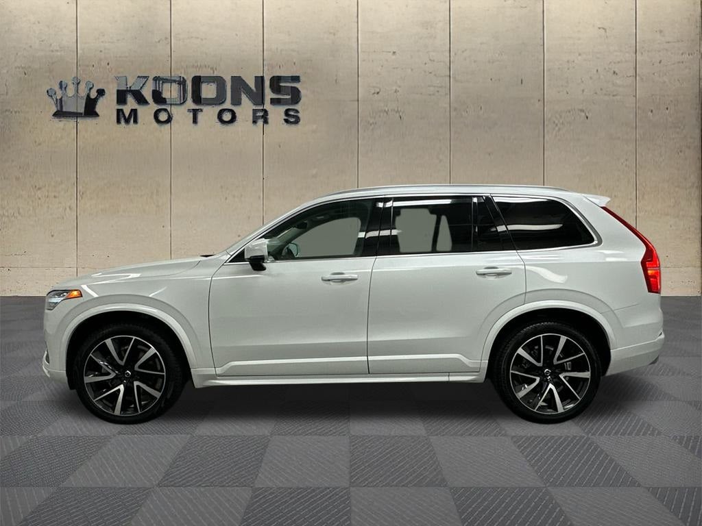 2020 Volvo XC90 T6 Momentum